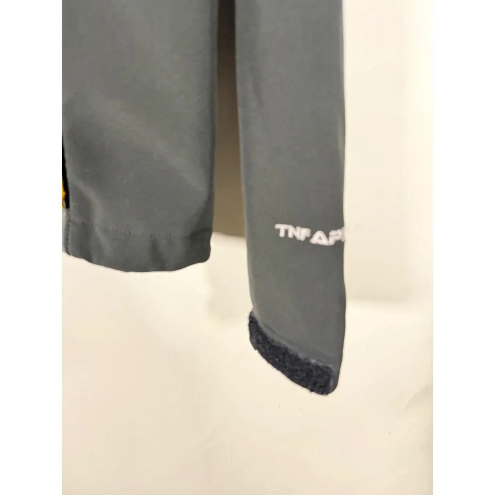 The North Face Mens Apex Bionic Softshell Jacket Grey Black S P Full Zip FLAW